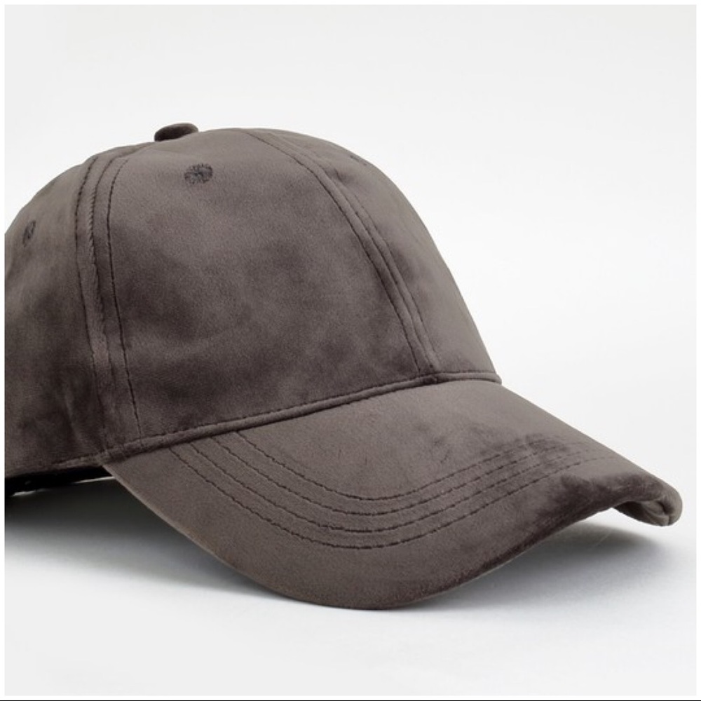 ✨RESTOCKED✨Gray Velvet Baseball Cap - Picture 6 of 7